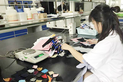 纺织品与服装全方位检测服务：从纤维到成衣的物性/化学分析