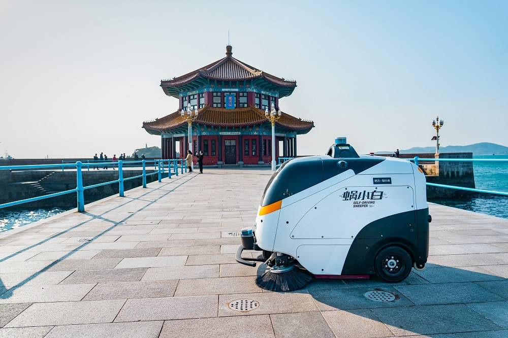 商用清洁机器人综合检测：应对复杂环境，保障作业效能与安全